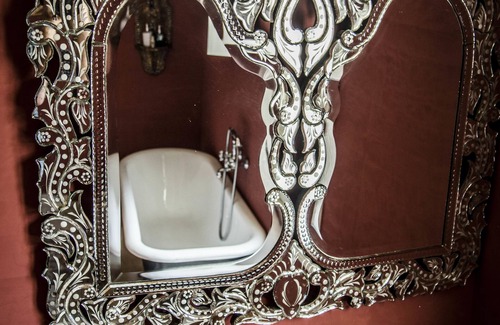 Tyre House | Dar Camelia