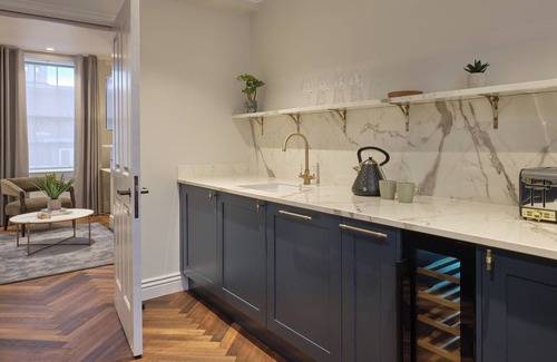 City of Westminster Apartment | Darley House 1 bedroom | Relaxing London Base, Located Near Brown Hart Gardens