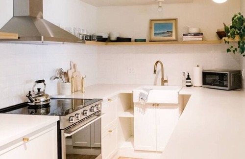 Carpinteria Condo | Darling Carpinteria Beach Getaway