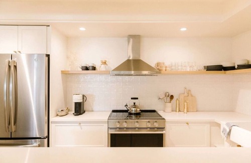 Carpinteria Condo | Darling Carpinteria Beach Getaway