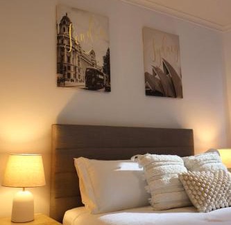 Pyrmont Apartment | Darling Escape - Pyrmont 2BR Apartment w Parking