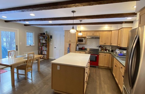 Hanover House | Dartmouth Graduation! In town, room to relax!