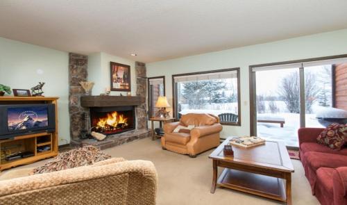 Jackson Hole Apartment | Darwin E