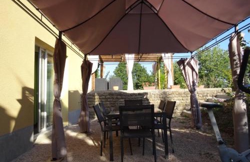 Maconge Bed & Breakfast | Datcha Bourguignonne, Chambres & Gîte