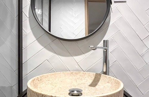 Amerique Apartment | David D Angers 43 - One Bedroom Apartment, Sleeps 4