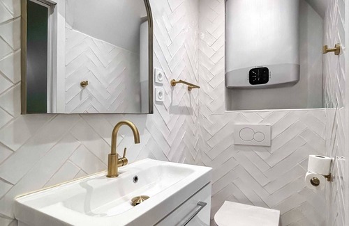 Amerique Apartment | David D Angers 61 - Studio Apartment, Sleeps 2