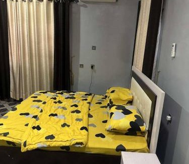 Alva Apartment | David penalty suit