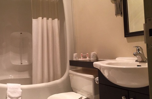 Sainte-Helene-de-Bagot Hotel | Days Inn by Wyndham Ste. Helene-de-Bagot