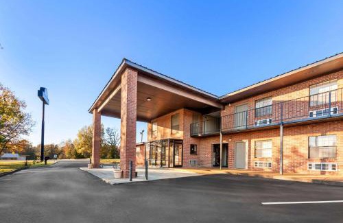 Brownsville Hotel | Days Inn by Wyndham Brownsville