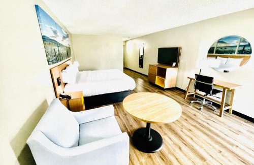 Burleson Hotel | Days Inn by Wyndham Burleson Ft. Worth