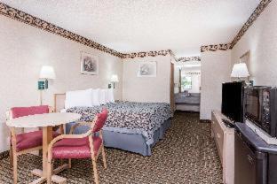Peach County Hotel | Days Inn by Wyndham Byron