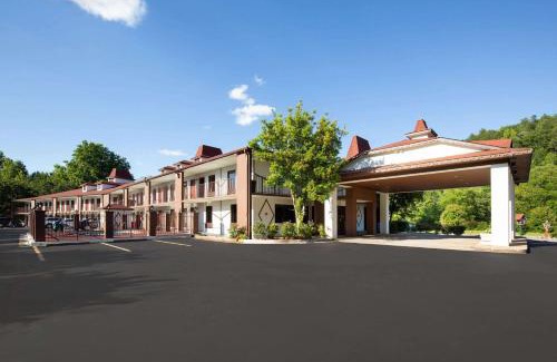 Helen Hotel | Days Inn by Wyndham Helen