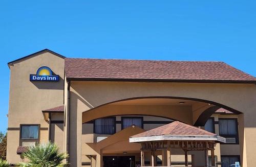 Lumberton Hotel | Days Inn by Wyndham Lumberton