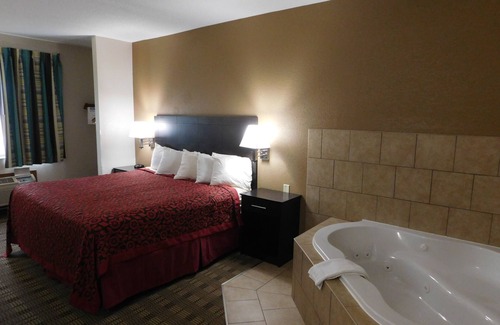 Mankato Hotel | Days Inn by Wyndham Mankato