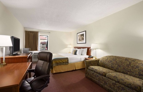 Franklin Hotel | Days Inn by Wyndham Middletown