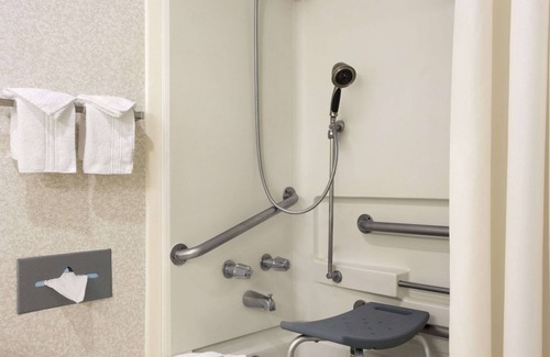 Franklin Hotel | Days Inn by Wyndham Middletown