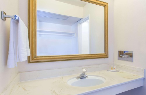 Modesto Hotel | Days Inn by Wyndham Modesto