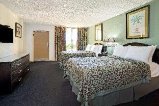 Orlando Hotel | Days Inn by Wyndham Orlando Airport Florida Mall
