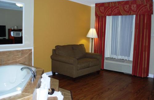 Alexander City Hotel | Days Inn by Wyndham Alexander City