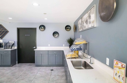 College Park Hotel | Days Inn By Wyndham College Park Atlanta Airport South