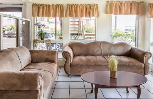 Patton Hotel | Days Inn by Wyndham in San Bernardino