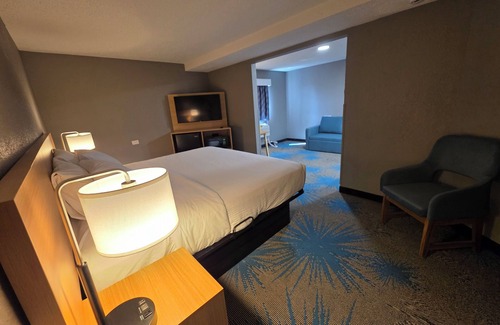 Waukegan Hotel | Days Inn by Wyndham Waukegan