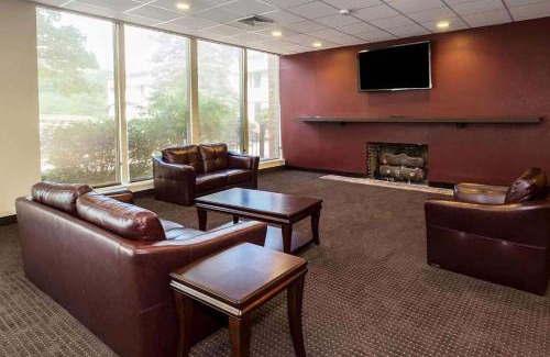 Williamsport Hotel | Days Inn by Wyndham Williamsport