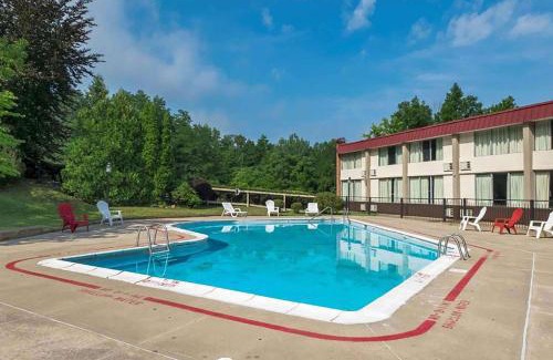 Williamsport Hotel | Days Inn by Wyndham Williamsport