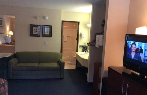 York Hotel | Days Inn by Wyndham York Alabama