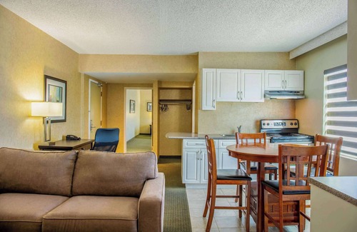 East Kootenay Hotel | Days Inn & Conference Centre by Wyndham Cranbrook