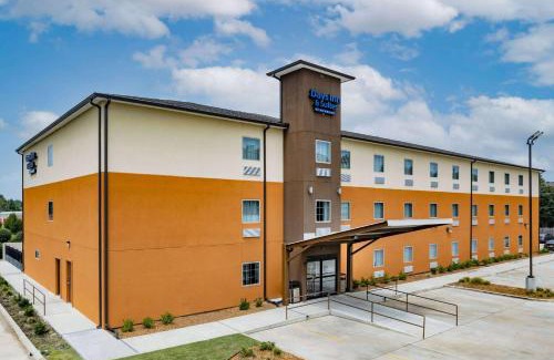 Horn Lake Hotel | Days Inn & Suites by Wyndham Horn Lake - Memphis Graceland