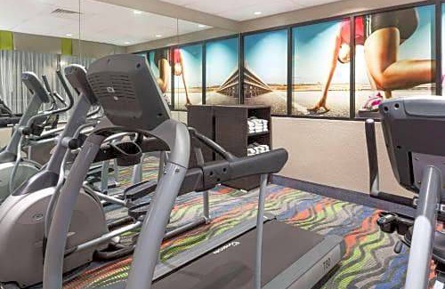 Biggar Hotel | Days Inn & Suites by Wyndham Fort Myers Near JetBlue Park