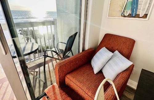 Ortona Park Apartment | Daytona Beach Resort Private balcony Ocean Front