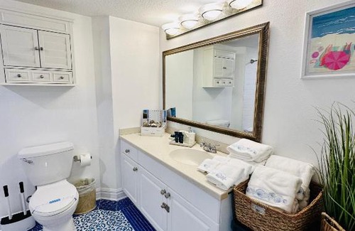 Ortona Park Apartment | Daytona Beach Resort Private balcony Ocean Front