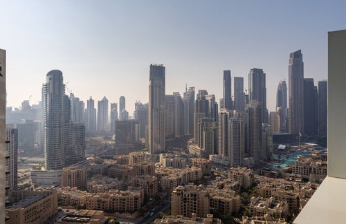 Downtown Dubai Apartment | Dazzling Downtown Retreat w/Panoramic City Views