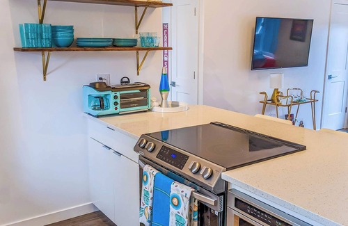 Sequim House | DB #271 Beautiful Views & Hot Tub Retreat