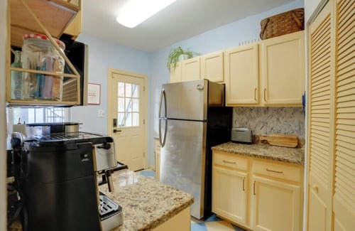 Trinidad Apartment | DC Getaway Near Capitol Hill With Private Parking!