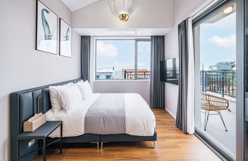 Aewol House | Ddosi Aewol