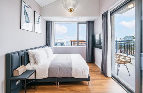 Aewol Villa | Ddosi Aewol Pool Villa