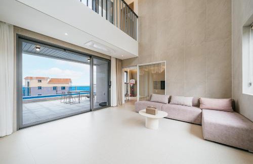 Aewol Villa | Ddosi Aewol Pool Villa