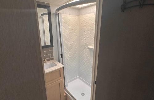 Reedley Other | DDs Country Camper