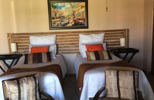 Phumelela House | De Sandsteen Gastehuis