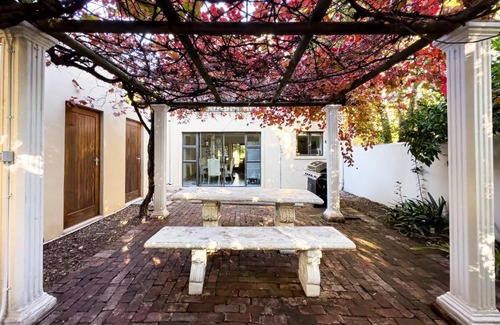 Franschhoek Villa | DE WET 5 FRANSCHHOEK