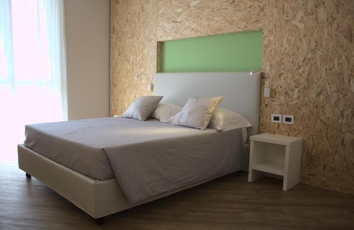 Verdellino Apartment | DEA RESIDENCE