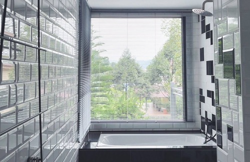 Puli Bed & Breakfast | Dear house