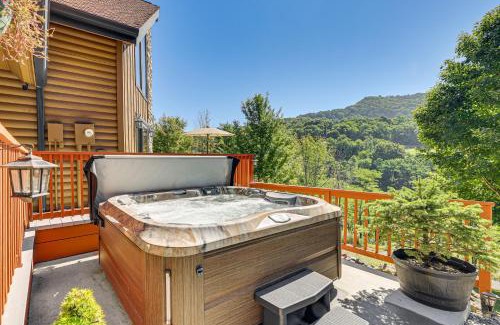 Mace House | Deck and Mtn Views Log Cabin By Snowshoe Mountain!