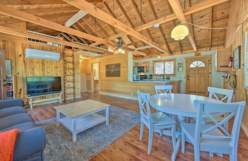 Payson Cottage | Deck & Mogollon Rim Views: Secluded Payson Cabin