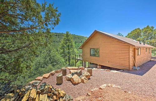 Payson Cottage | Deck & Mogollon Rim Views: Secluded Payson Cabin