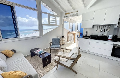 Perinet Apartment | Deep Blue Vue mer et Piscine Privée