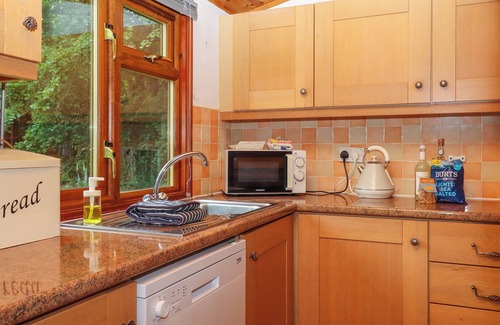 Liverton Cottage | Deer Park Lodge 8 - Fawn Lodge